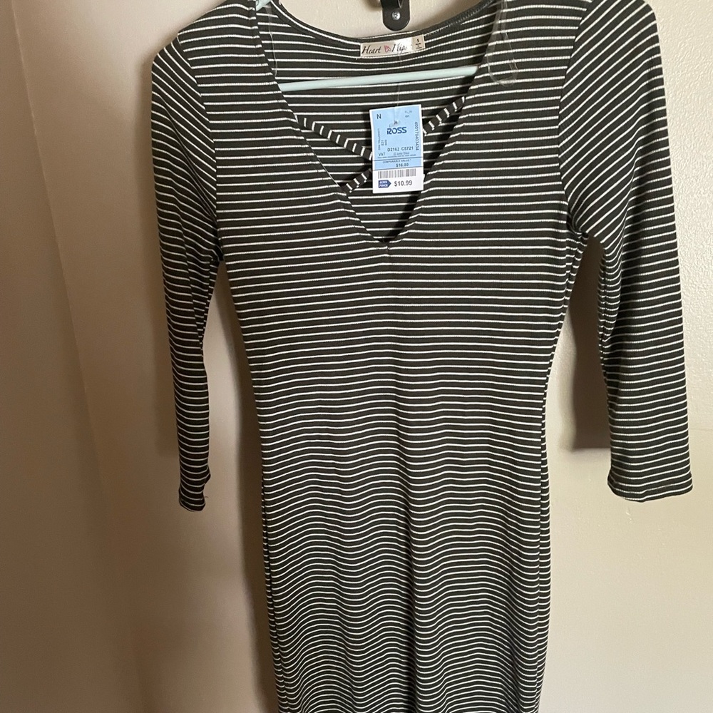 Ross hearts and hips green long dress size small in womens